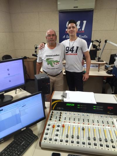  Campo Abeto FM comemorou com os ouvintes, 33 anos com programaÃ§Ã£o especial